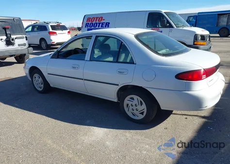 1999 Ford Escort Lx из США, поврежденный, VIN 1FAFP10P8XW221545